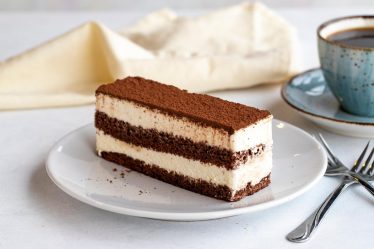 Torta Kinder fetta al latte